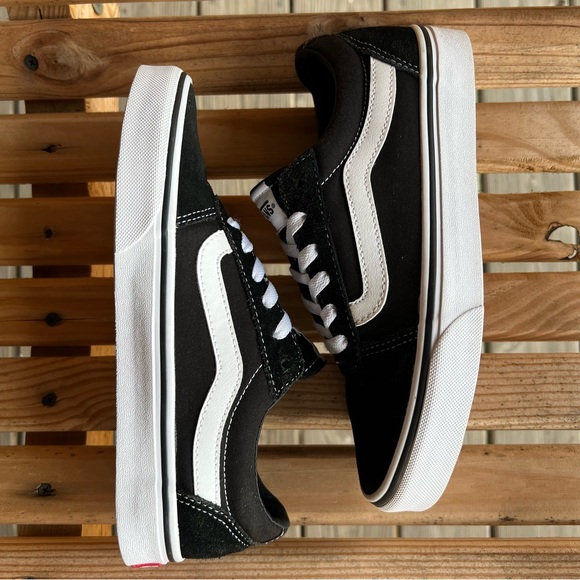 Vans Ward Lo Suede Sneaker – Women’s Size 7.5 - Picture 6 of 9